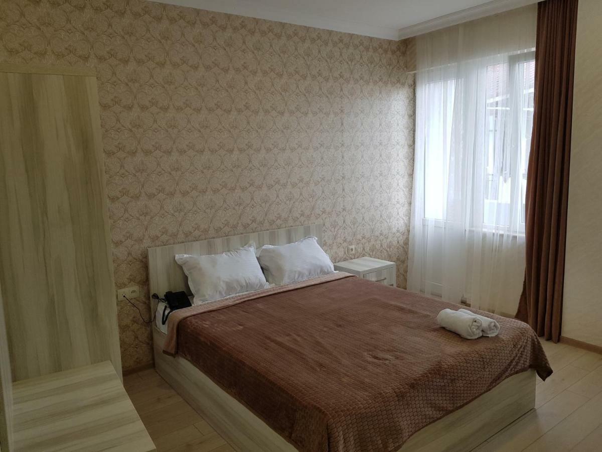 Mikepalace Batumi Exterior photo