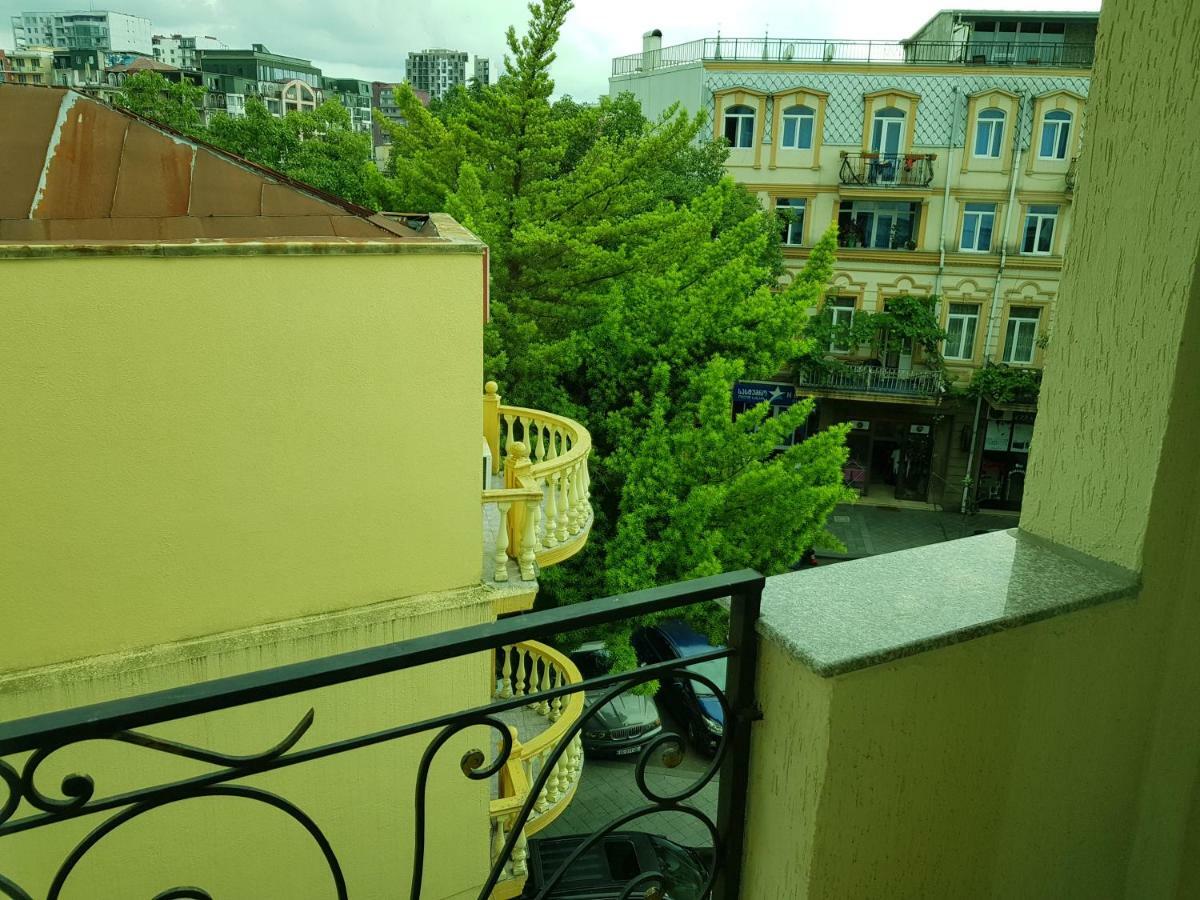 Mikepalace Batumi Exterior photo