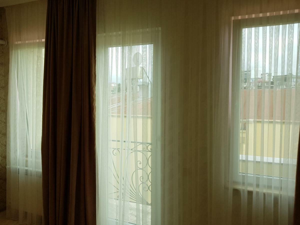Mikepalace Batumi Exterior photo