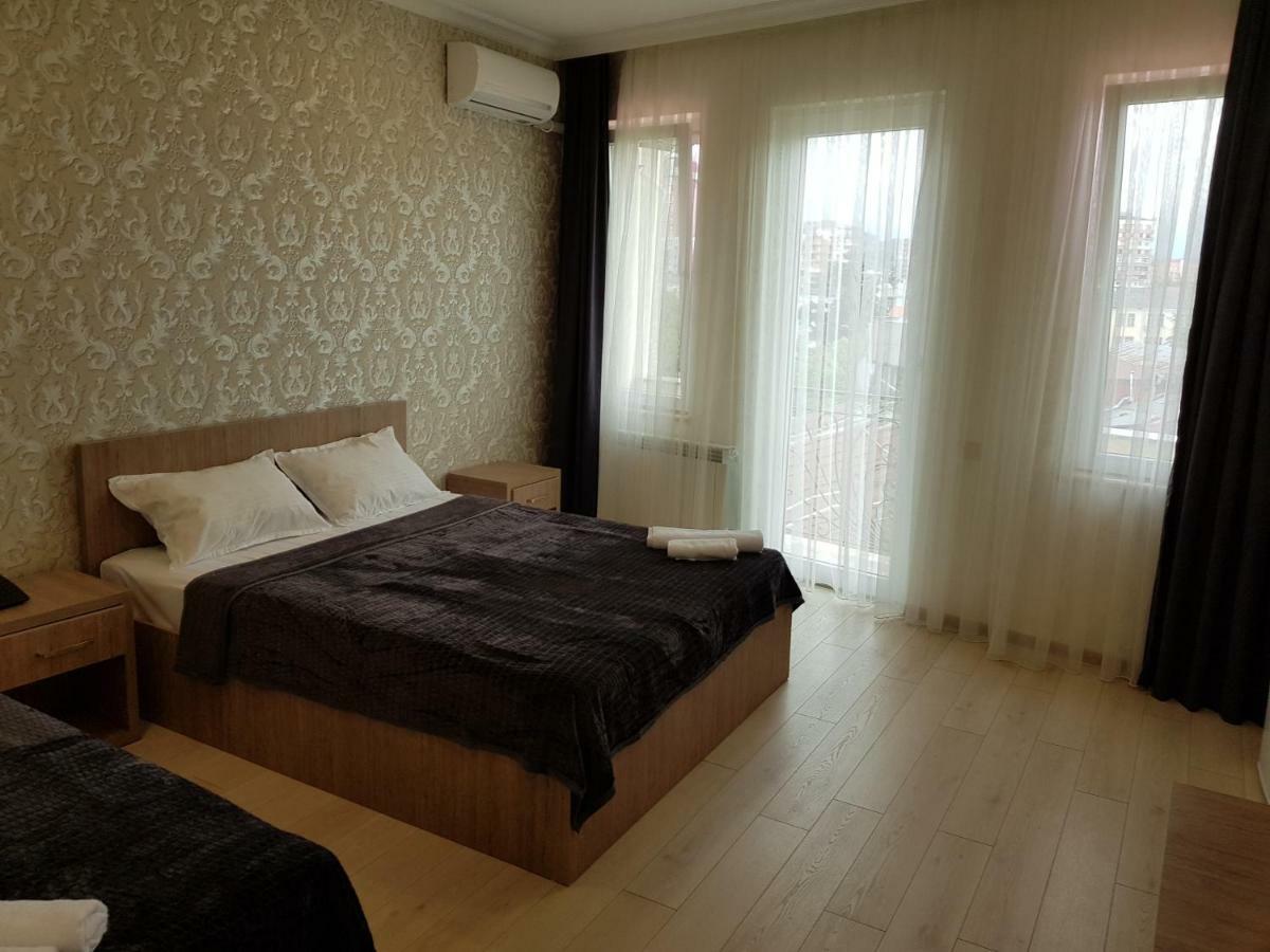 Mikepalace Batumi Exterior photo