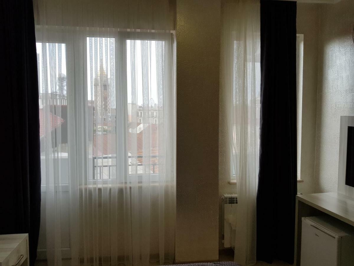 Mikepalace Batumi Exterior photo